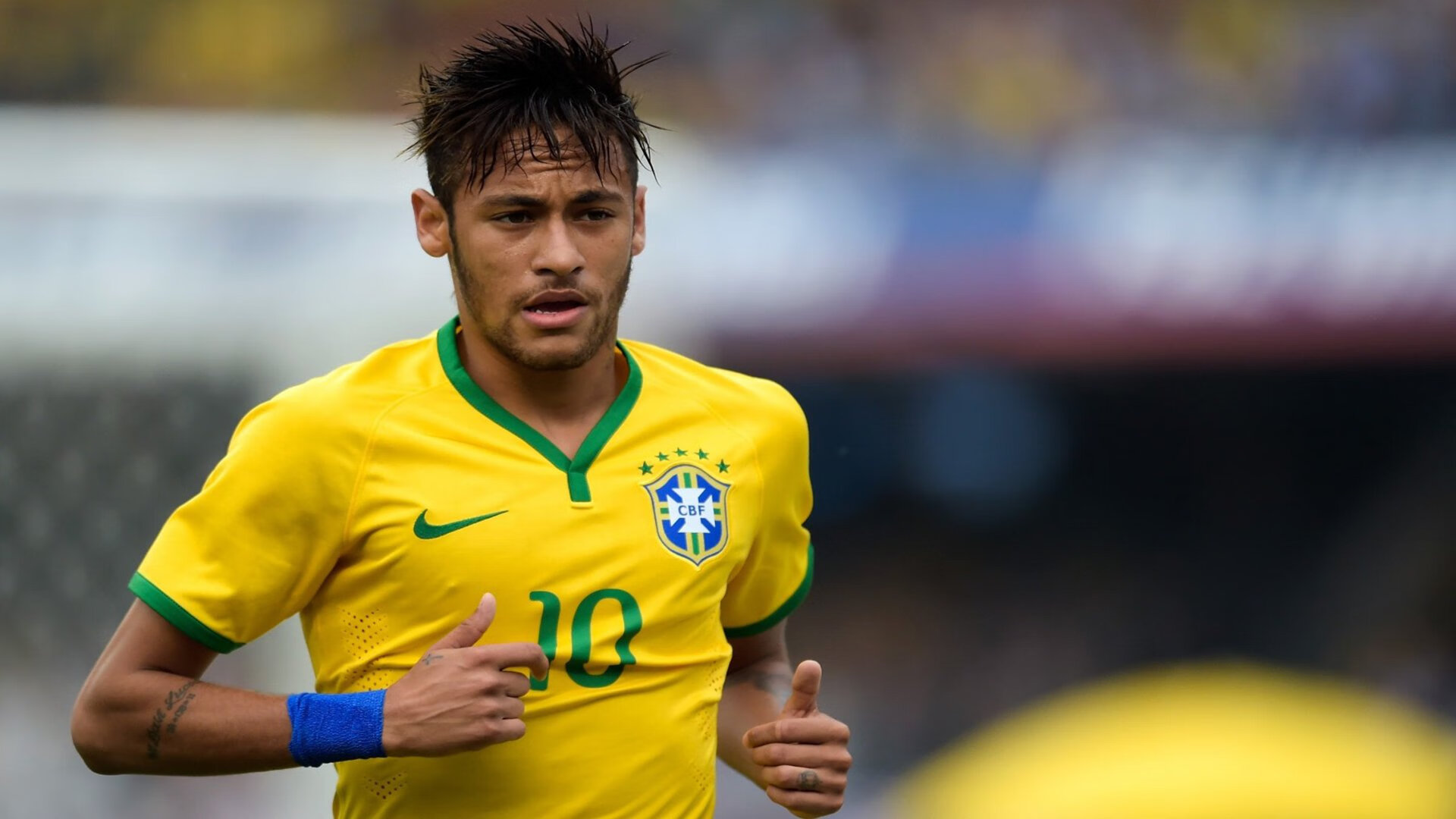 赛场空前激烈:欧冠比赛中的“胶着”时刻,欧冠拍成