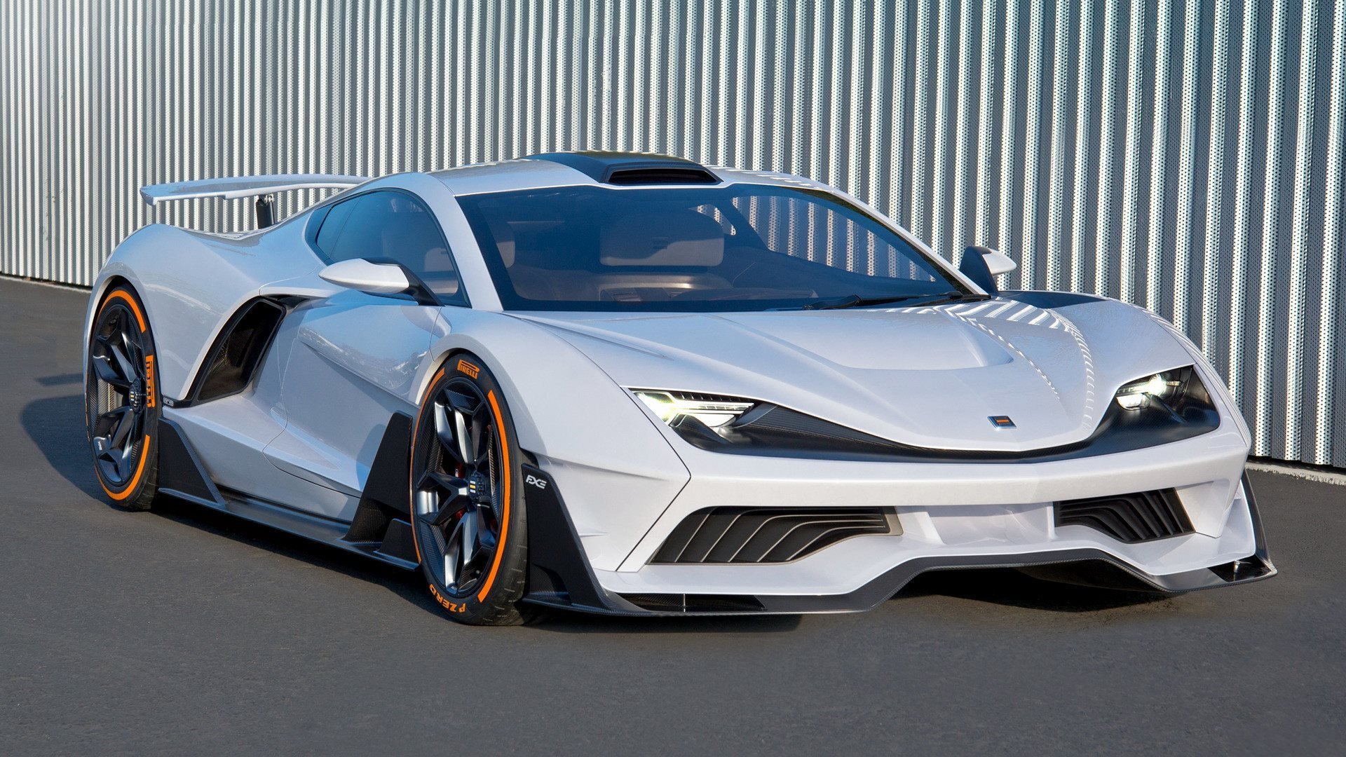 伯恩利防守球员泰科夫奋力封堵射门,难挡对手攻势,伯恩利防守怎么样