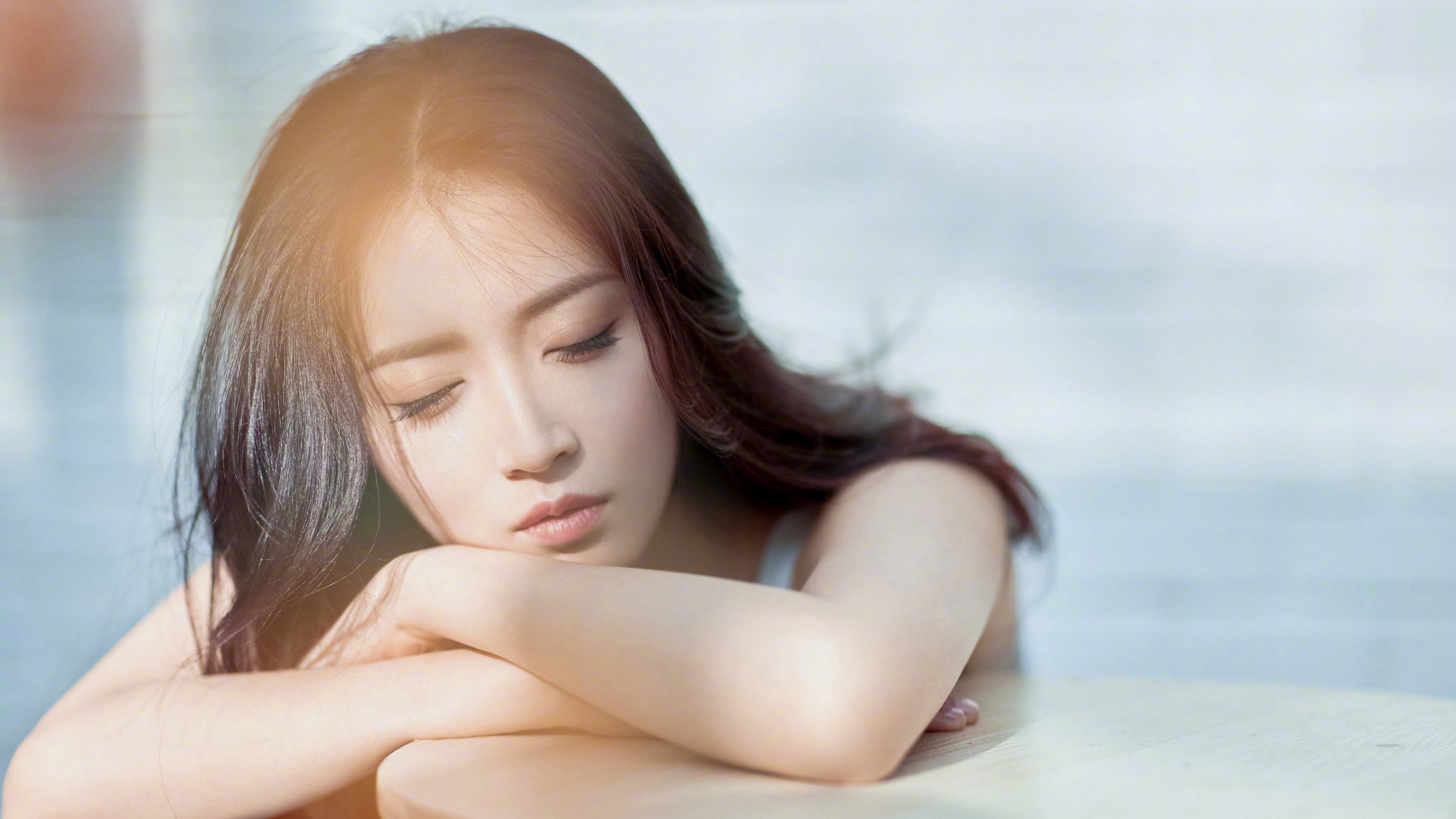 足球新闻热点：女足比赛带来的精彩对决！，女足比赛现场