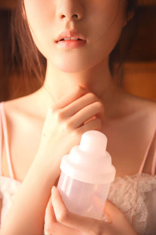 东亚杯中国足球晋级 球迷集体庆祝胜利，东亚杯中国战绩